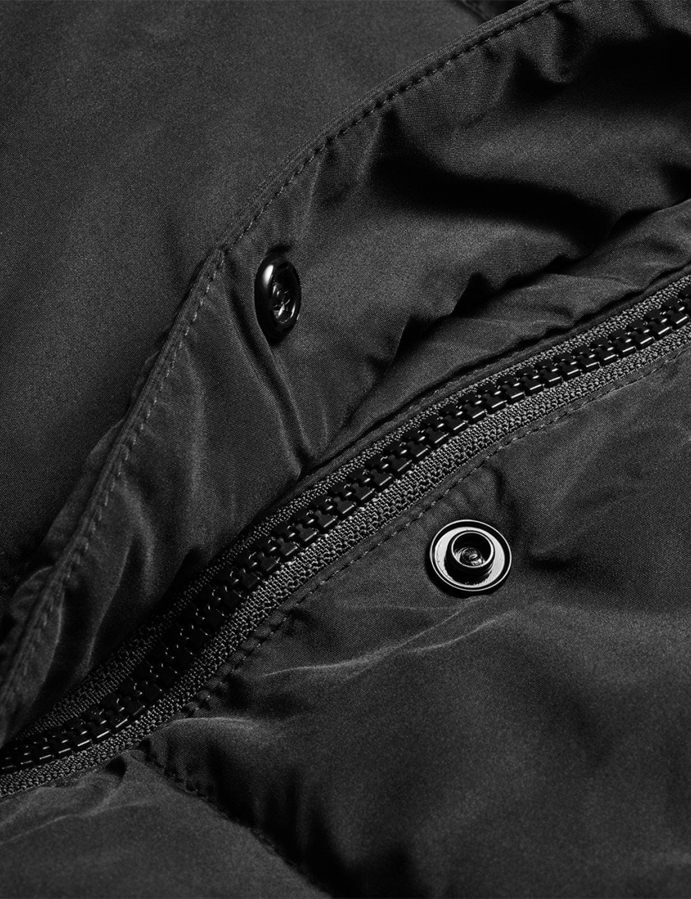 Women's Heated Down Vest (800-Fill) - Image 26