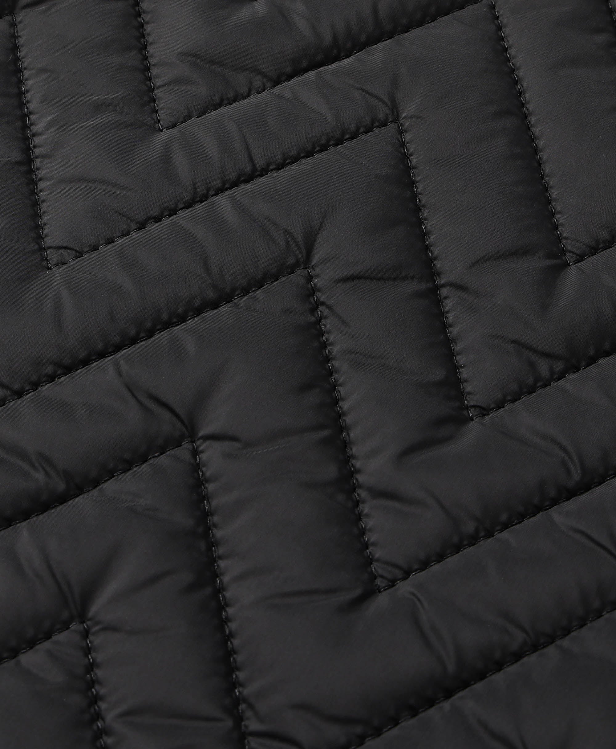 Women's Heated Chevron Quilted Vest - Image 18